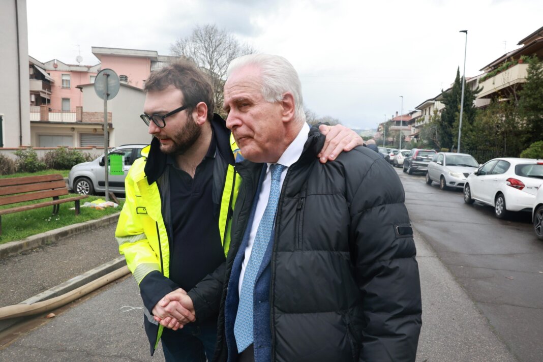 Allerta rossa prorogata in Toscana: Giani chiede stato emergenza nazionale