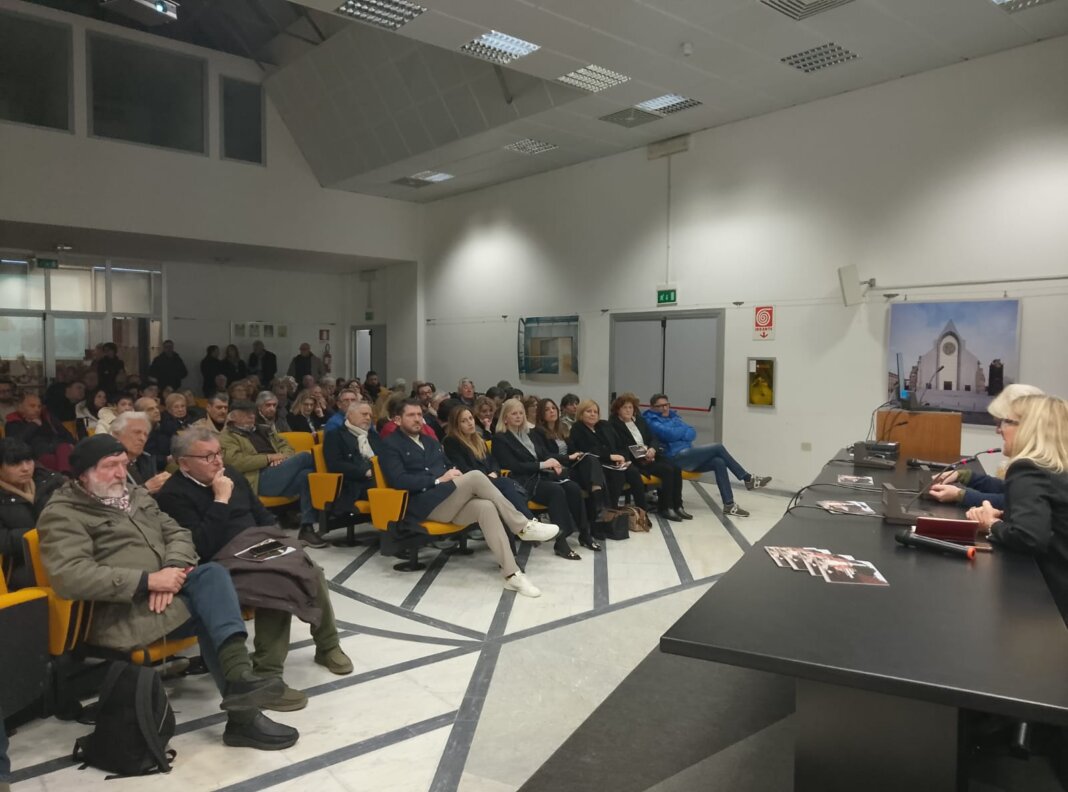 Lavori pubblici, cultura e marmo nel bilancio di metà mandato della sindaca di Carrara