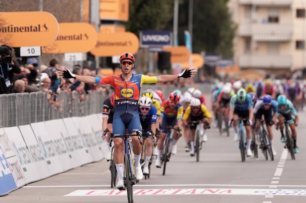 Tirreno - Adriatico, a Follonica la volata perfetta di Jonathan Milan