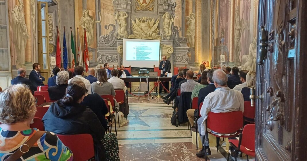 Federalberghi Toscana, l'assemblea regionale nel salone consiliare del Comune di Prato