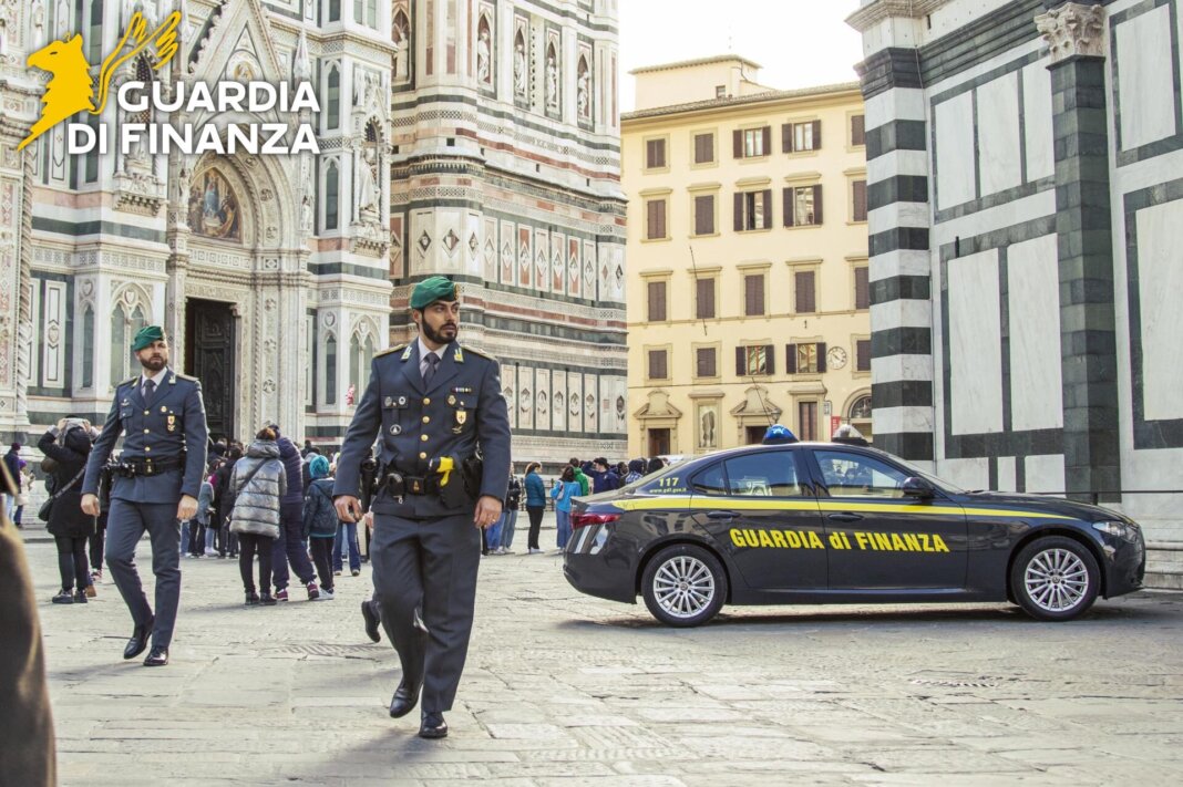 Le mani del clan Sarno sulla Toscana: blitz della Dda per smantellare gli affari