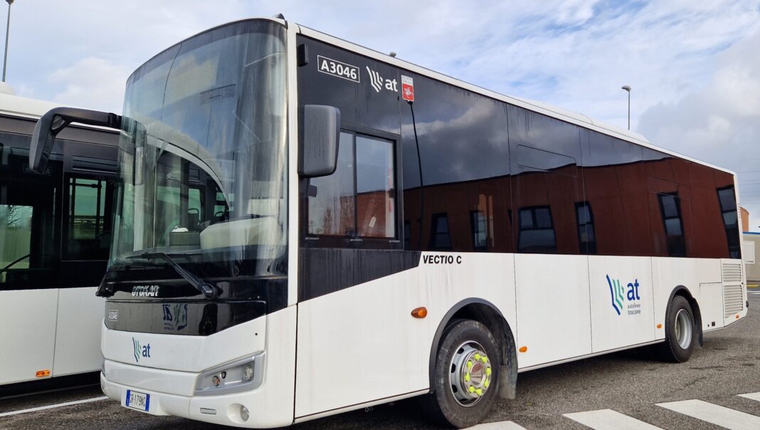 Pullman di linea in azione