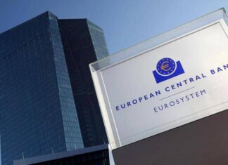 Bce mantiene tassi fermi ma rischi inflazione aumentati