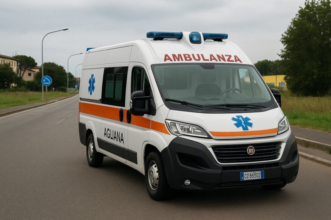 Perde il controllo dell'auto e si schianta a bordo strada: muore 21enne, gravissima l'amica