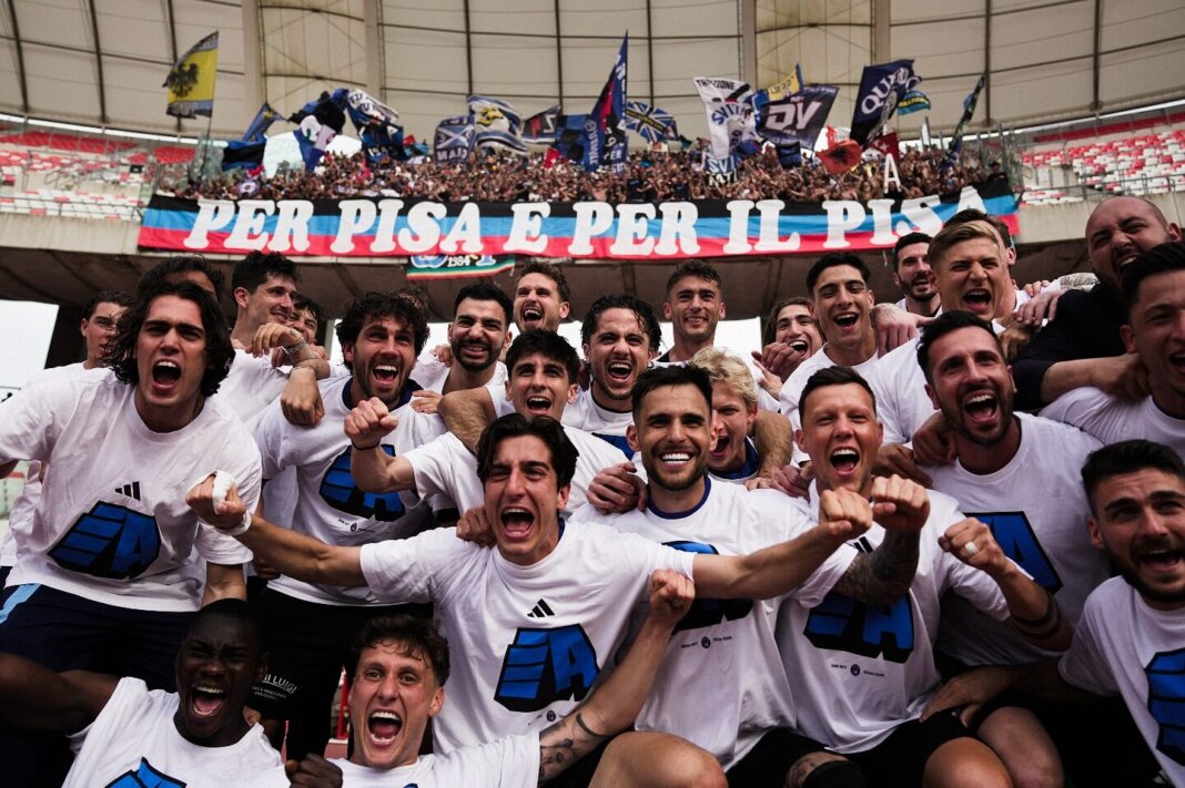 Al Pisa promosso in serie A il Gonfalone d'Argento