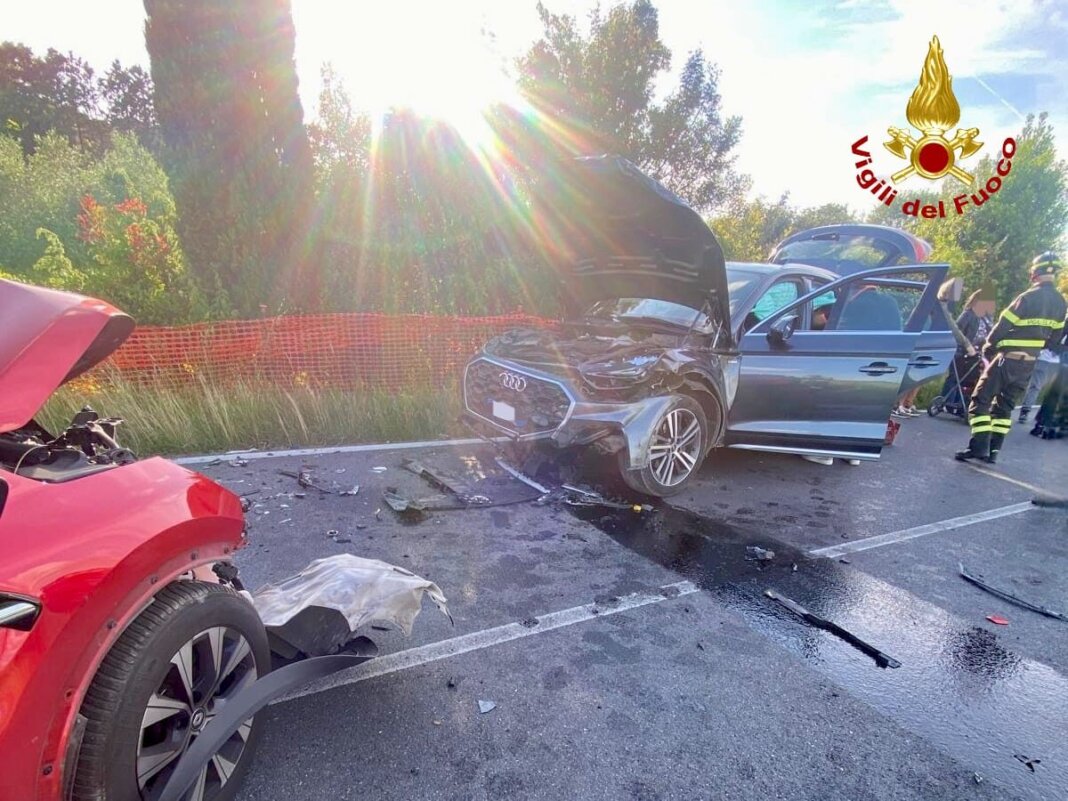 Incidente frontale a Terricciola: otto feriti, quattro sono minori