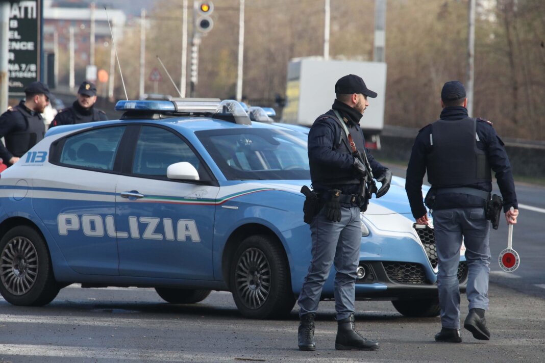 Scontro mortale fra un furgone e un’auto sull’autostrada A11 all'altezza di Prato