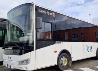 Trasporto pubblico sui bus fra risse e aggressioni: i sindacati chiedono lo stop alle 22 Sciopero AT Toscana