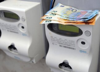 Bollette, come scegliere la tariffa giusta per i consumi: quanto si può risparmiare sul mercato libero