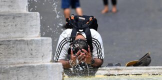 Caldo estremo, oggi 14 città in allerta massima. Da domani il Nord torna a respirare