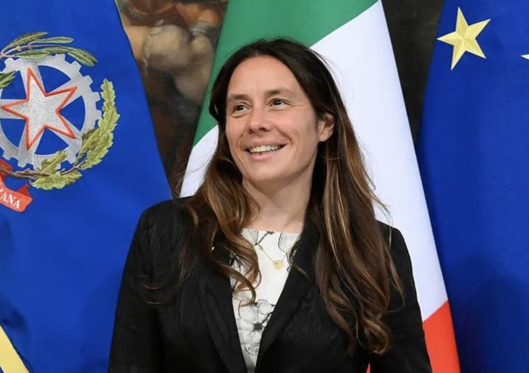 La ministra Alessandra Locatelli in visita istituzionale a Livorno: visita alla Vespucci dopo il vertice con il Comune
