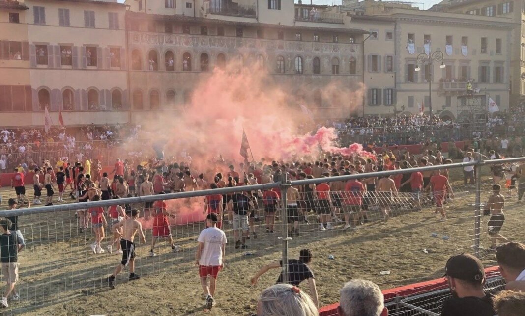 Calcio Storico Fiorentino, i Rossi si godono la terza vittoria di fila