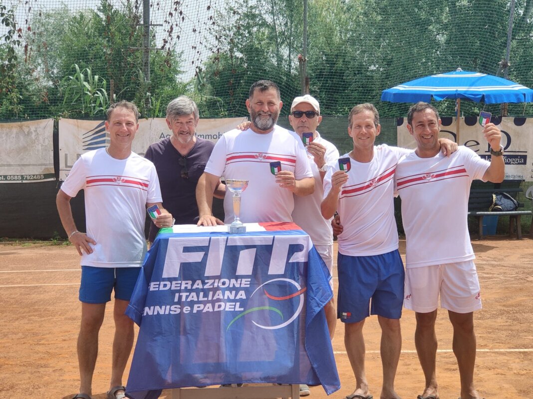 Il Ct Firenze si laurea campione d'Italia veterani di tennis