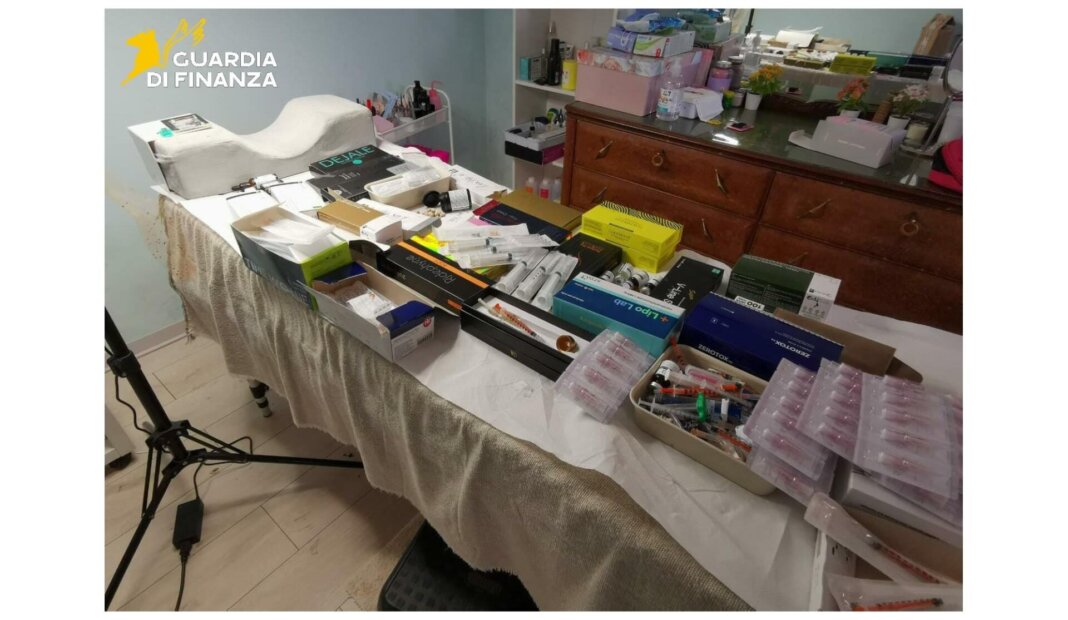 Falso medico estetico si promuoveva sui social: sequestrato l'ambulatorio