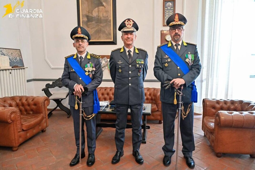 Cambio della Guardia alle Fiamme Gialle di Livorno: al comando il colonnello Gianluca Fornica