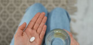 Aborto sicuro in Europa, la Commissione frena: no a nuovi fondi per gli Stati