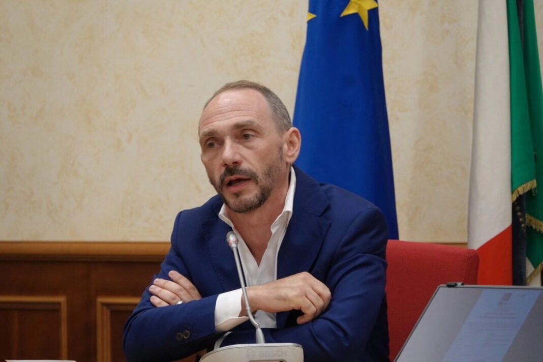 Terremoto Pd Pisa, Fossi ferma congresso. Sospesi candidati Iannella e Biondi. Istruttoria affidata a Blasi