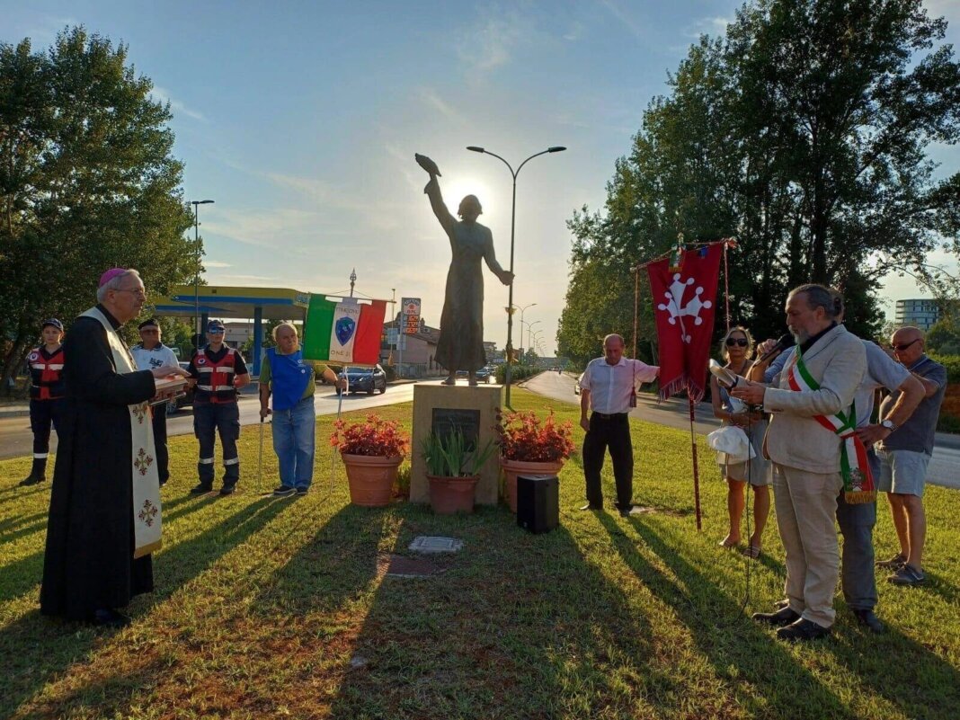 Pisa San Ranieri Statua