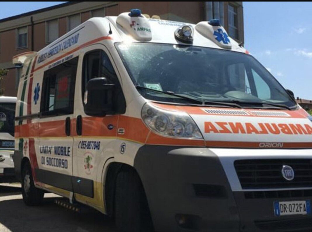 Auto contro moto, centauro di 56 anni muore a Calenzano