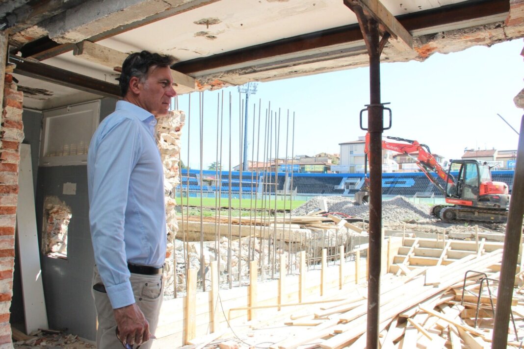 Proseguono i lavori all'Arena Garibaldi: stadio pronto per l'avvio della serie A