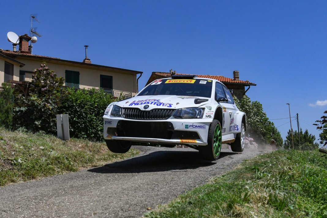 Rombano i motori per il Rally del Casentino: 116 le vetture pronte a sfidarsi