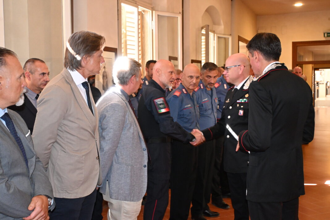 Il generale Solazzo in visita al comando provinciale dei carabinieri di Firenze