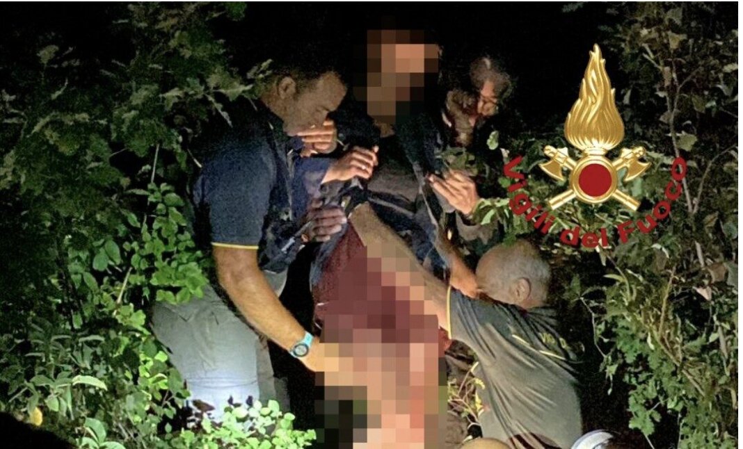 Ritrovata ferita nel bosco: si era allontanata da casa dopo un litigio con il marito