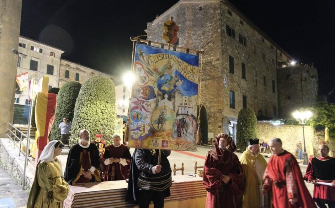 Non solo Palio di Siena: con la Tratta dei Bossoli si avvicina la Giostra del Saracino di Sarteano
