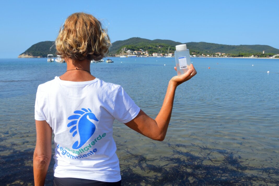 Mare toscano, criticità da Goletta Verde: il 60 per cento dei campioni oltre i limiti di legge