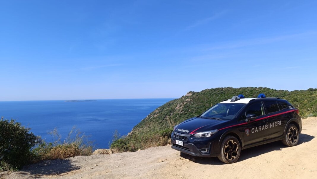 Bloccati con l'auto sul monte Argentario: soccorsi dai carabinieri forestali