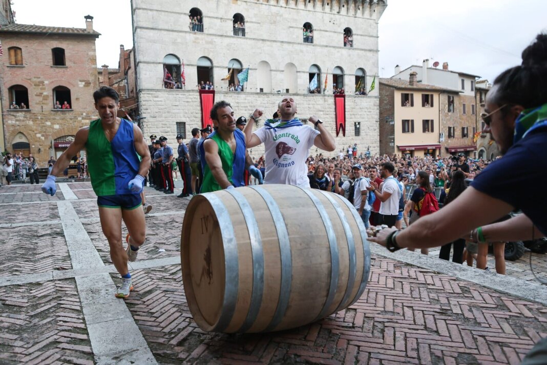 Dopo 34 anni di digiuno torna alla contrada di Cagnano il Bravìo delle Botti