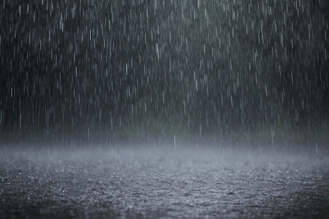 Ancora pioggia e temporali, prorogata l'allerta meteo
