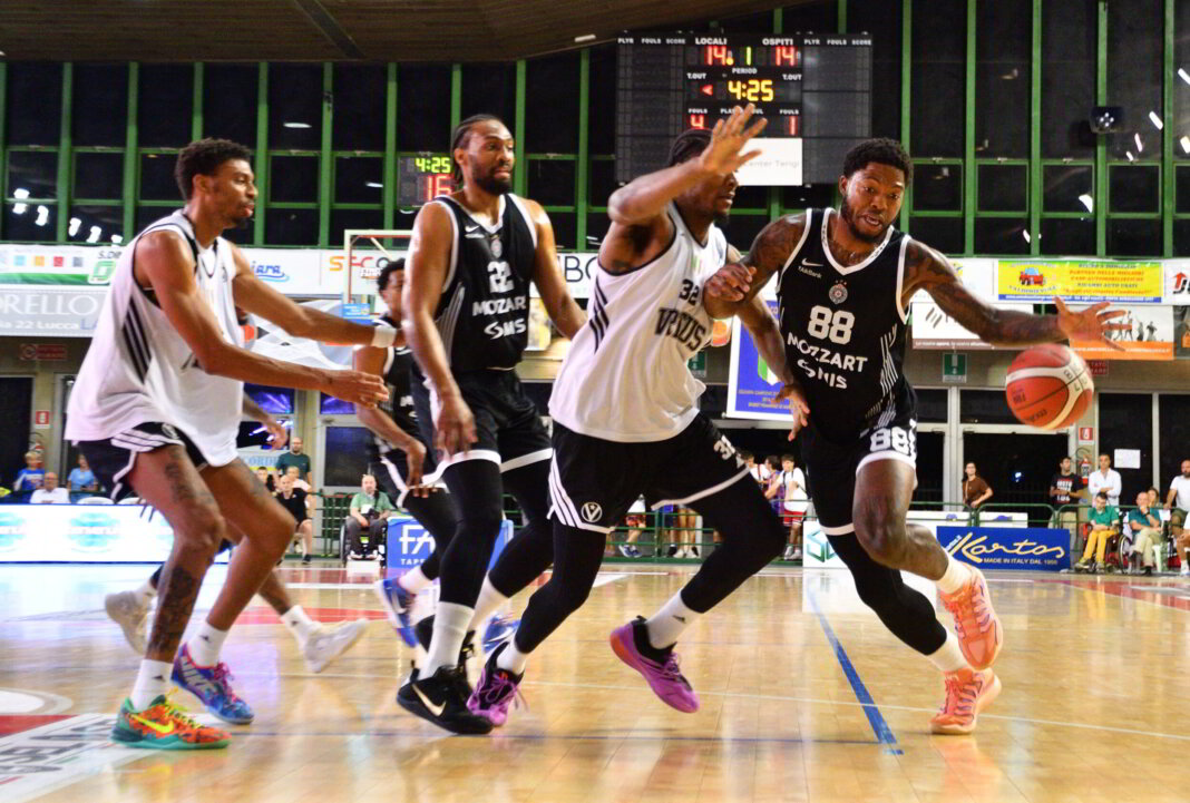 Trofeo Lovari, spettacolo a Lucca: alla fine trionfa il Partizan Belgrado