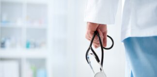 Pagare, aspettare o rinunciare: così le liste d’attesa cambiano il Ssn