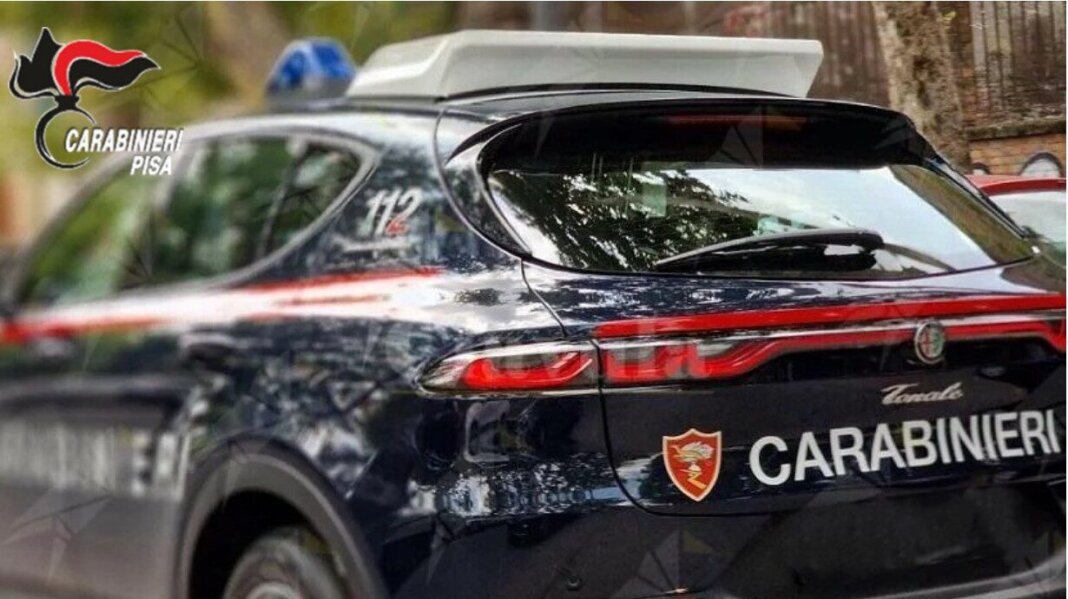 Aggrediscono i carabinieri intervenuti per una violenta lite di coppia: denunciati in sette