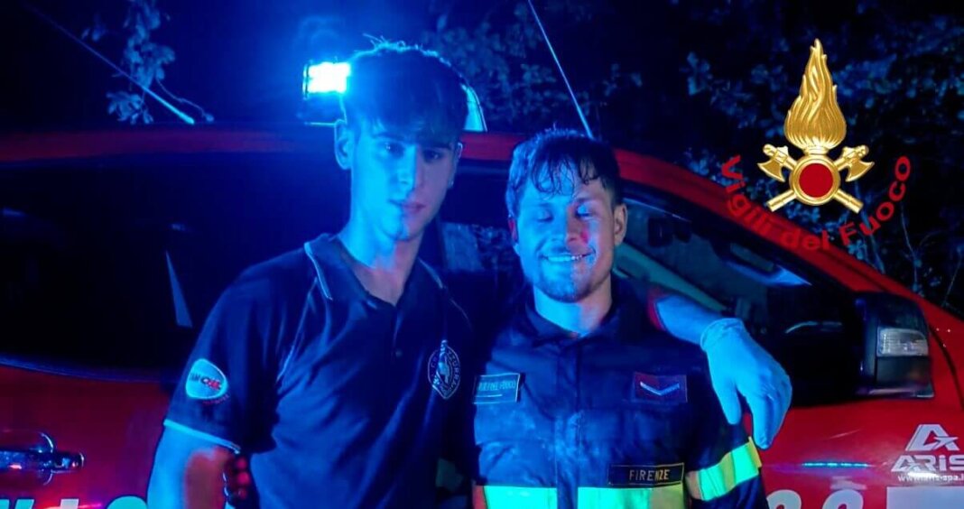 Si gettano in Arno per salvare un anziano caduto durante una battuta di caccia