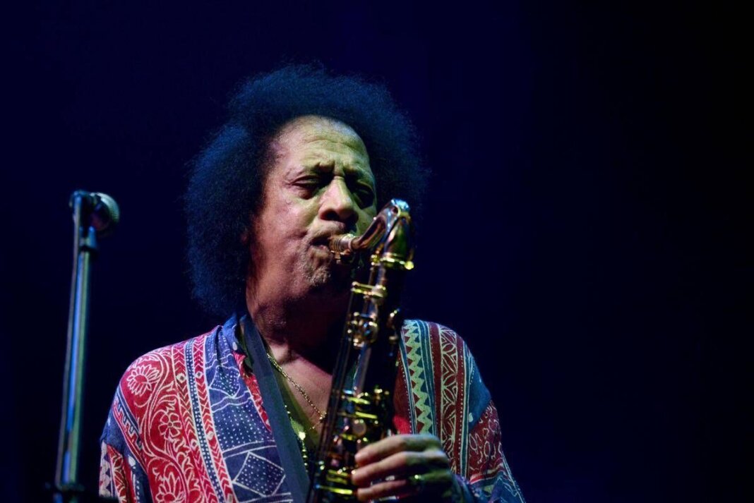 Addio a James Senese, il sassofonista aveva 80 anni