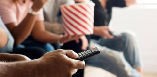 Ascolti tv, ‘Uno Sbirro in Appennino’ su Rai1 vince con 23,7%