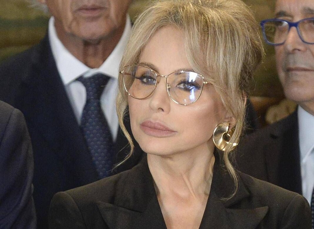 Marina Berlusconi contro le “due facce” della giustizia. L’Anm: “Errori fisiologici”. Insorge Forza Italia