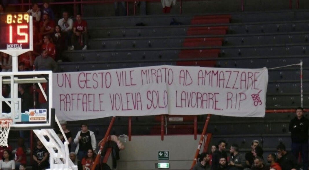 Basket, divieto di trasferta fino a fine anno anche per i tifosi del Pistoia Basket 2000 Basket, divieto di trasferta fino a fine anno anche per i tifosi del Pistoia Basket 2000