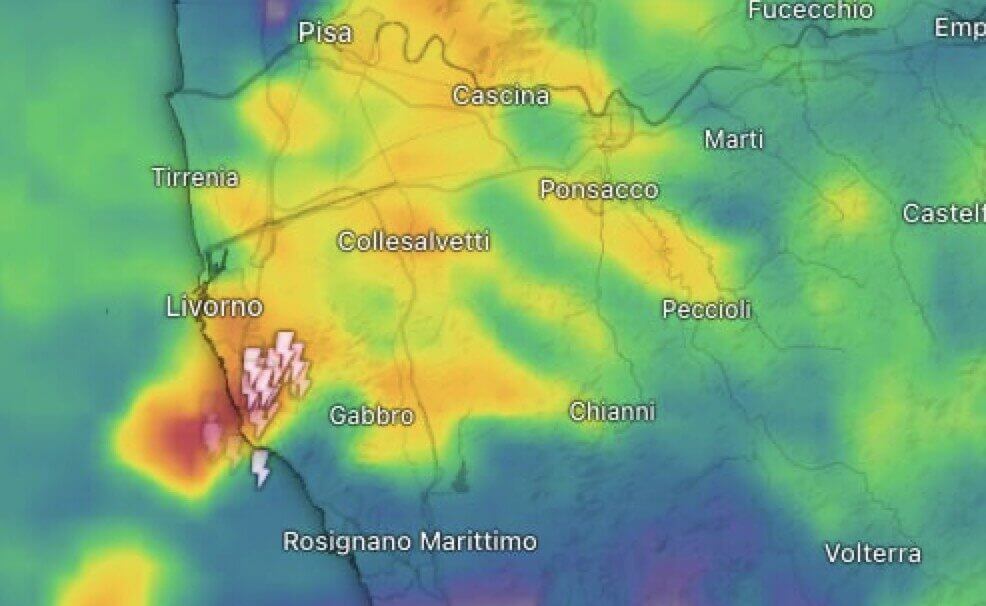Pioggia intensa nelle province nord occidentali e sulla costa. Ombrone al secondo livello di guardia Pioggia intensa nelle province nord occidentali e sulla costa. Ombrone al secondo livello di guardia