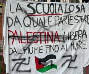 Svastiche su striscione pro Palestina davanti scuola, sindaco Falchi: "Simboli d'odio per intimorire"