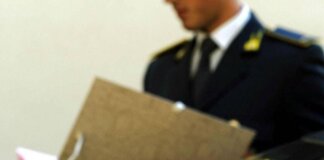 Nasconde al fisco redditi per circa 200mila euro: escort finisce nel mirino della Guardia di Finanza