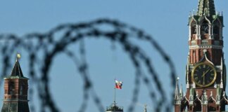 Ucraina, Russia non si ferma: “Operazione continua”. Accuse a Londra e Parigi su bomba atomica