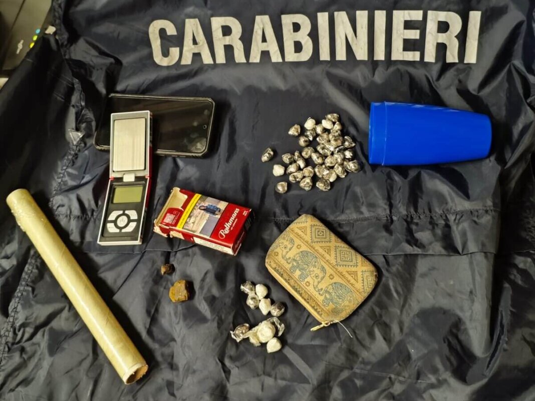 Hashish, ketamina e cocaina in Valtiberina e Valdichiana: due arresti e una denuncia