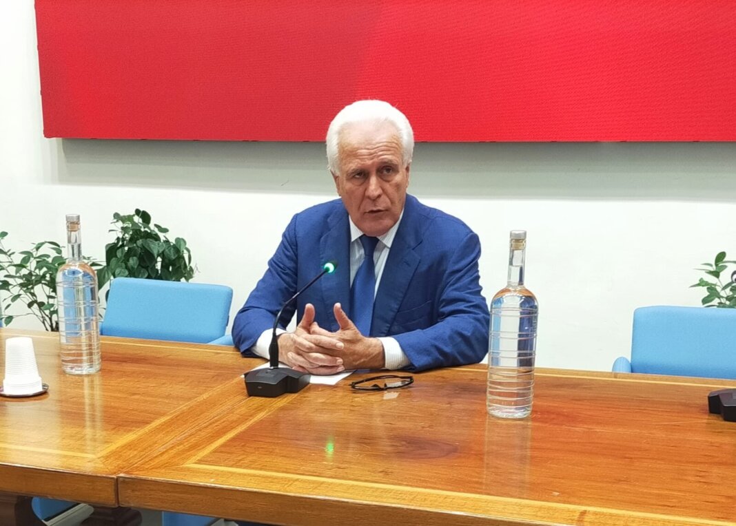 Accorpamenti fra istituti scolastici in Toscana, la Regione fa ricorso contro il decreto del governo