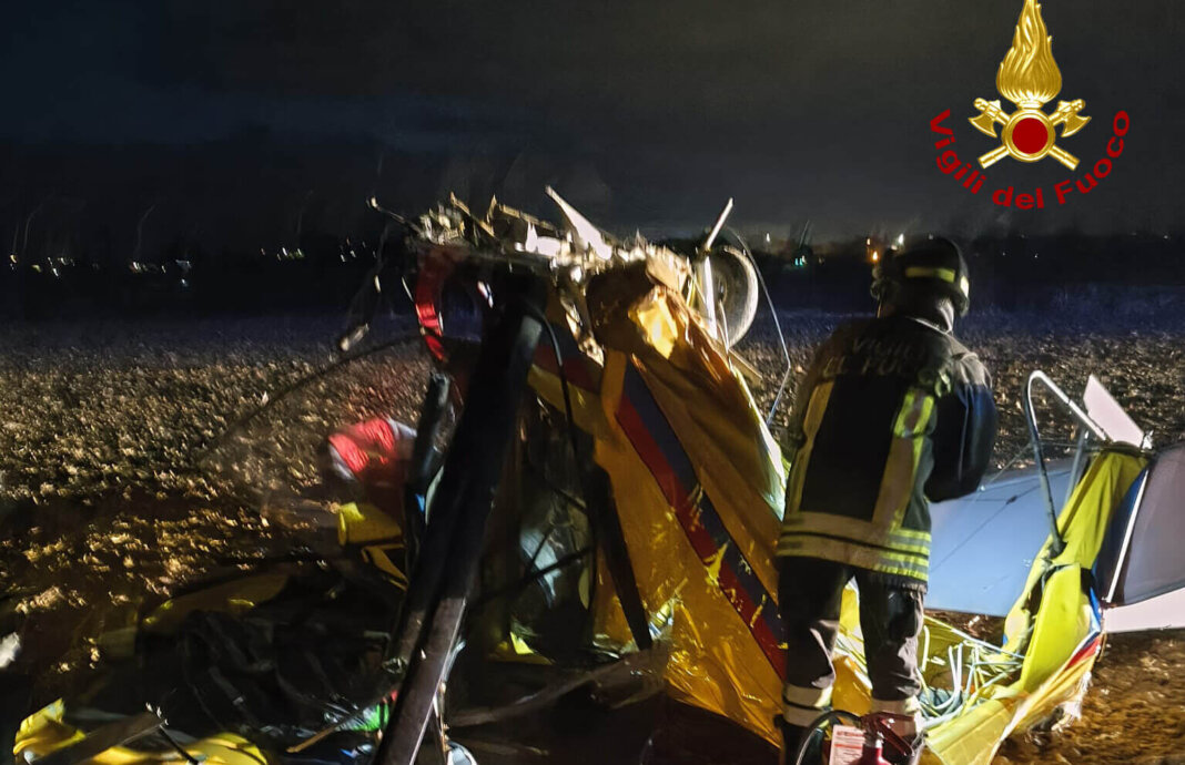 Cade un ultraleggero a Sinalunga, ferito il pilota