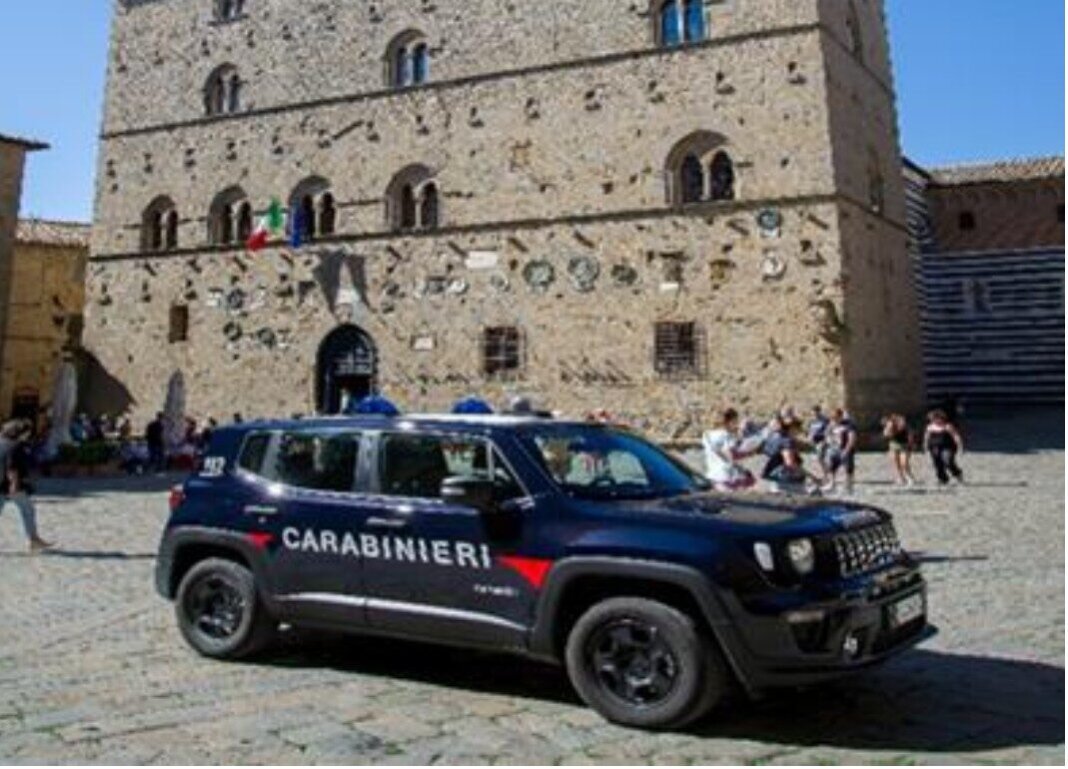 Maltratta ripetutamente la ex compagna, ventenne va in carcere