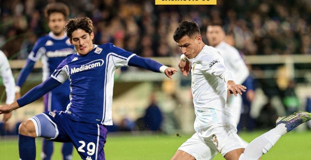 Dzeko colpisce la traversa, il Var ferma Gudmundsson: l'Aek espugna il Franchi