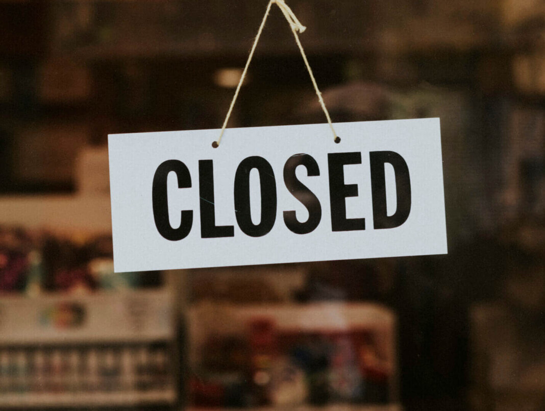 negozi chiusi